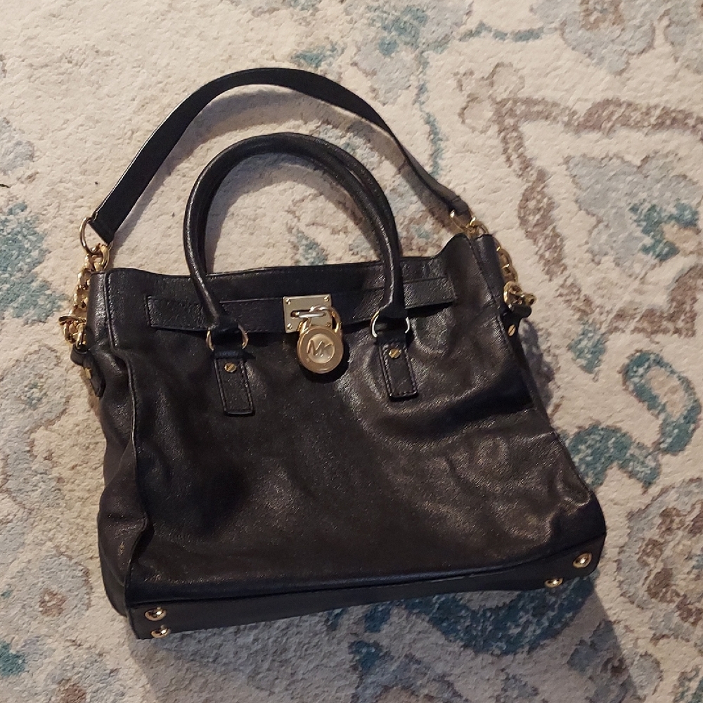 Black Leather Handbag Michael KORS